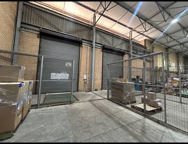 1,600M² WAREHOUSE TO LET IN SPARTAN